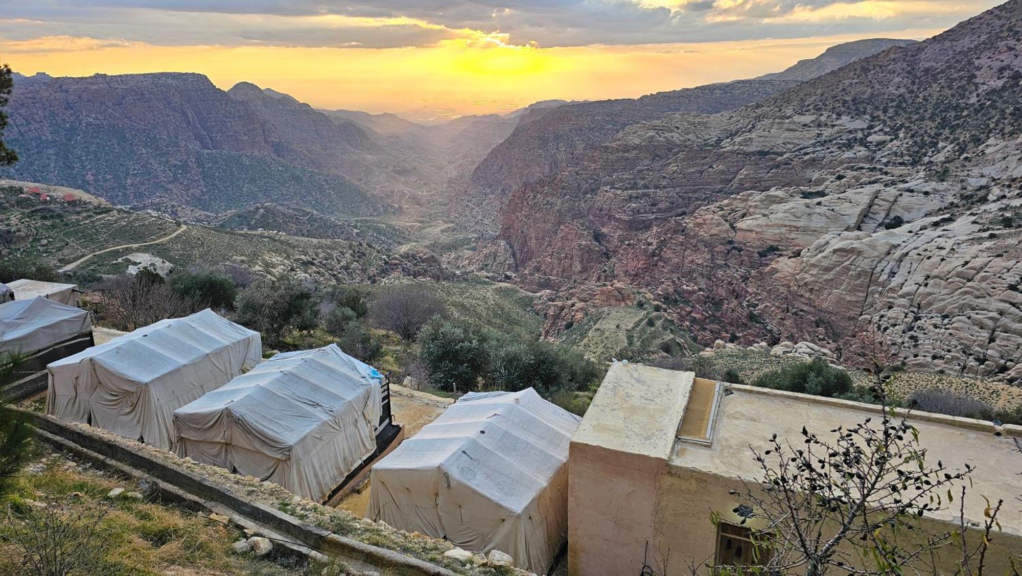 Dana Village Camp-Wadi Dana Eco Camp Buitenkant foto