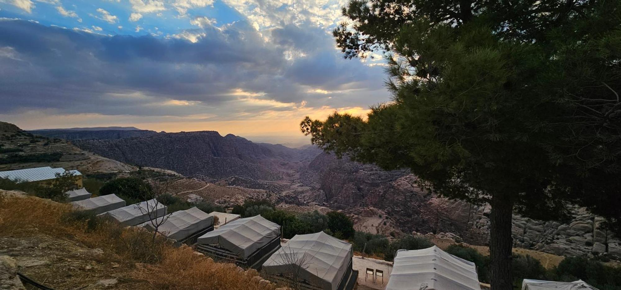 Dana Village Camp-Wadi Dana Eco Camp Buitenkant foto