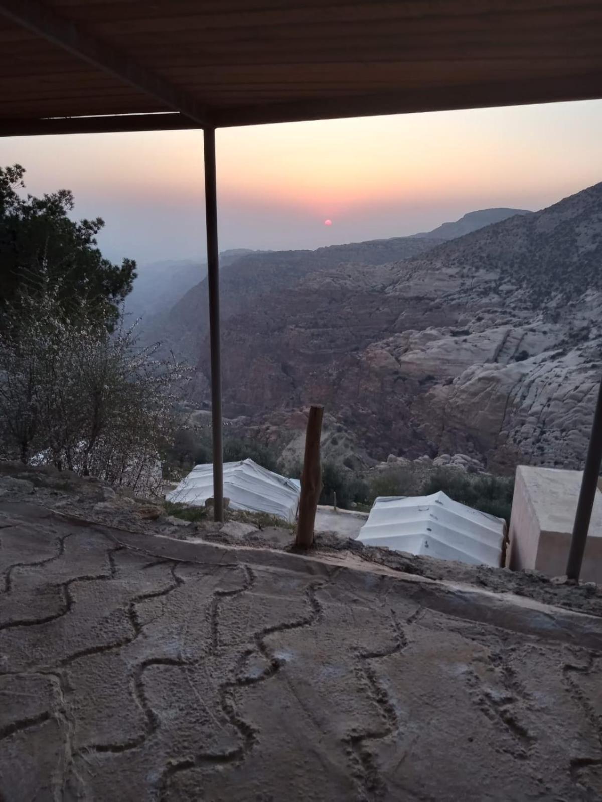 Dana Village Camp-Wadi Dana Eco Camp Buitenkant foto