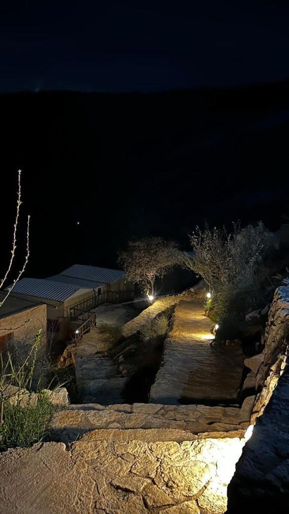Dana Village Camp-Wadi Dana Eco Camp Buitenkant foto